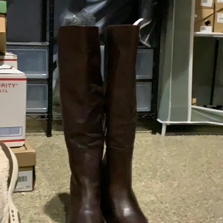 #303 Elegant Deep Brown Knee-High Women's Boots W 7 Wide Calf Nwt